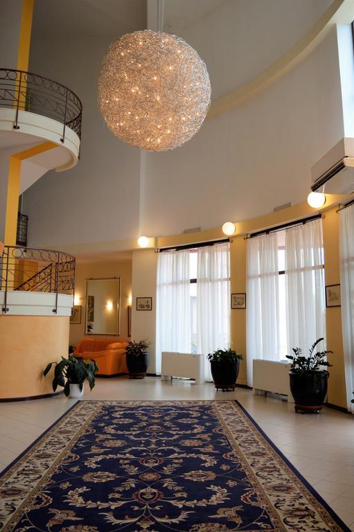 Rodia Inn Oristano Exterior foto