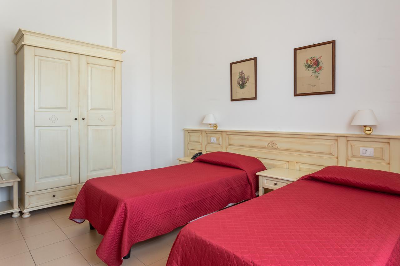 Rodia Inn Oristano Exterior foto