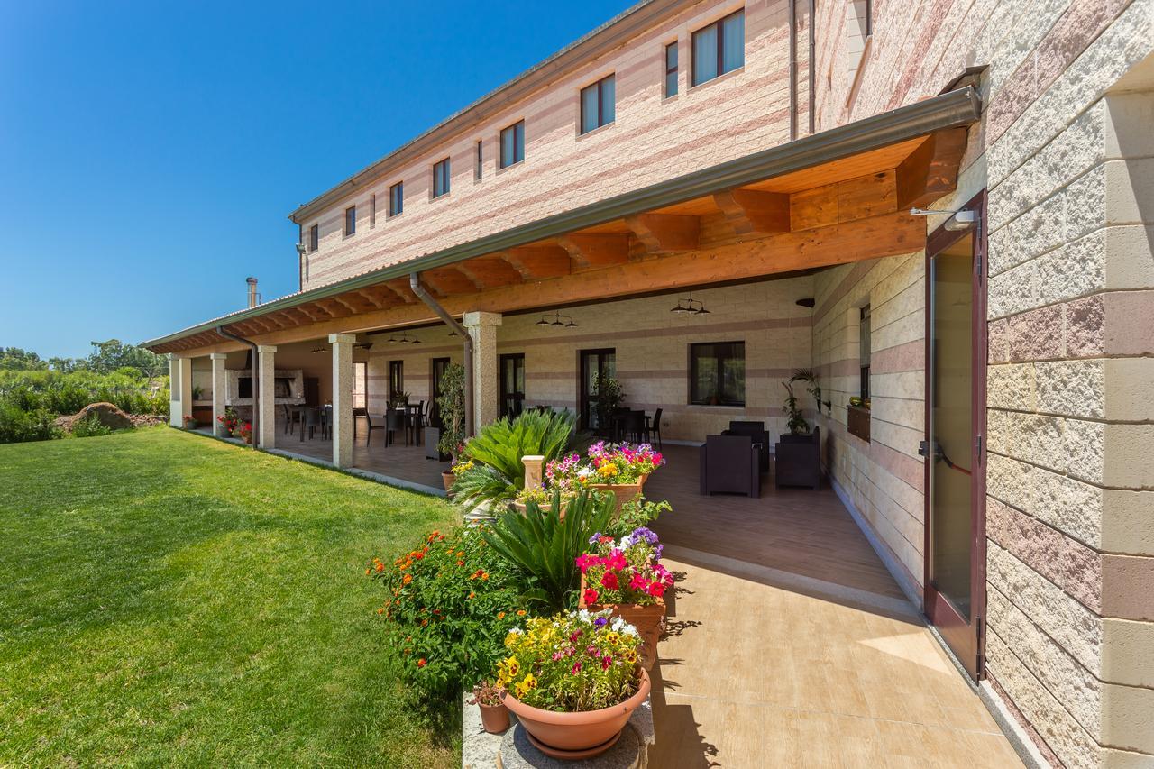 Rodia Inn Oristano Exterior foto