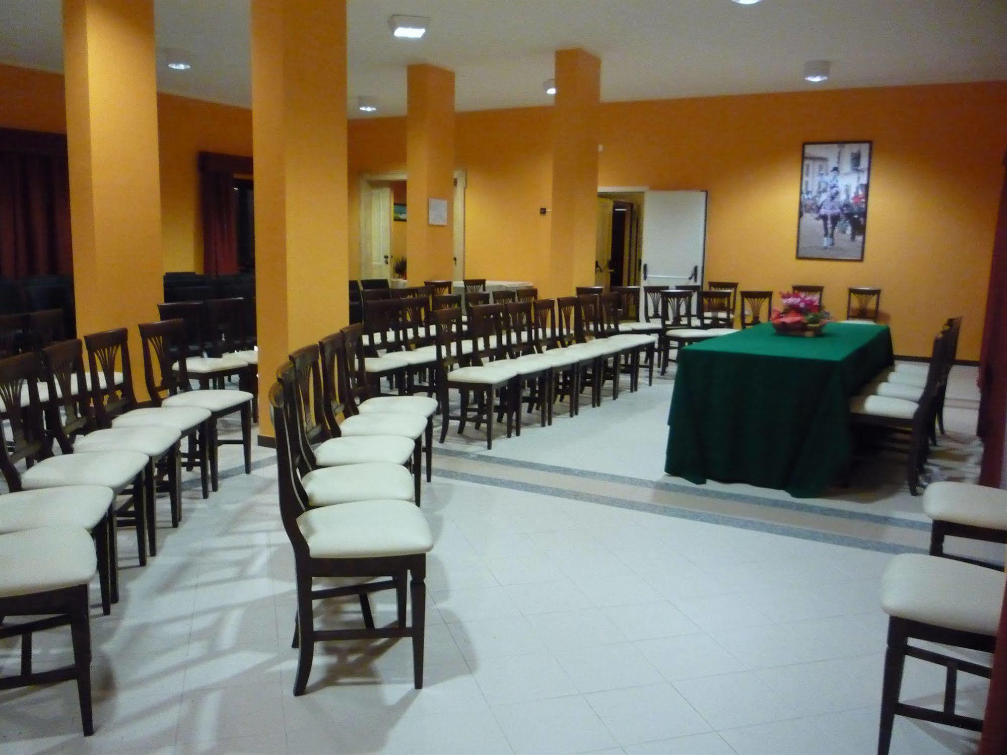 Rodia Inn Oristano Exterior foto